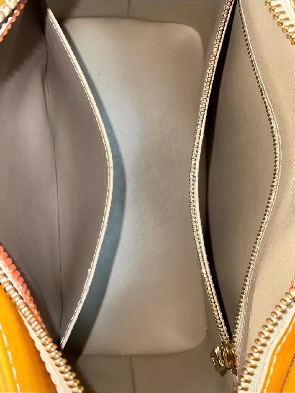 ✅LV HANDBAG VERNIS LEATHER